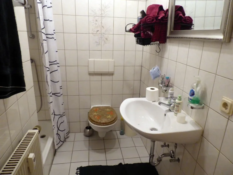 großes Badezimmer