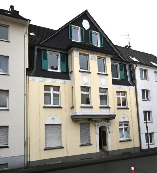 Hauptansicht - Wohnung mieten in Solingen - Charmante Wohnung mit Balkon  Ihr neues Zuhause erwartet Sie!