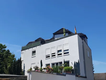 Hauptansicht - Wohnung mieten in Solingen - **** Moderne Maisonette-Wohnung über drei Etagen...****