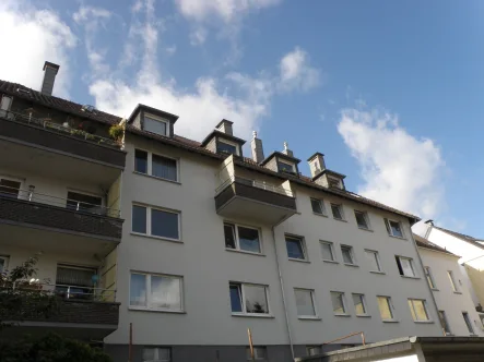 Rückansicht - Wohnung mieten in Solingen - **** Hübsche 3-Zimmer-Wohnung in ruhiger Lage ****