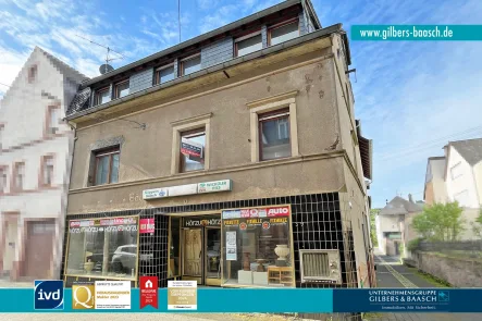 Historisches Wohnhaus mit viel Fläche - Haus kaufen in Kinheim - Kinheim: Wohn- und Geschäftshaus mit viel Potenzial und Blick auf die Weinberge