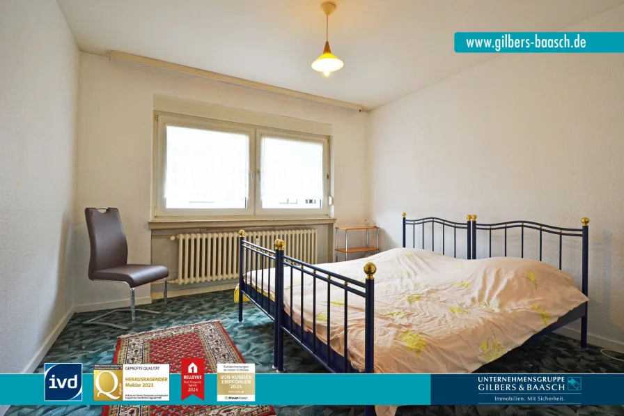 Titelbild - Wohnung kaufen in Trier - TR-Heiligkreuz: renovierungsbedürftige 3-Zimmer-Wohnung mit Loggia in beliebter Wohnlage