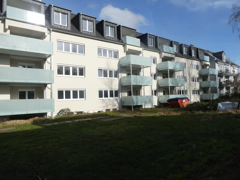 Ansicht 3 - Zinshaus/Renditeobjekt kaufen in Bonn - Vollständig saniertes Mehrfamilienhaus mit moderner Heiztechnik  in Bonn-Endenich, KFW Darlehen ab 2,17 % möglich 