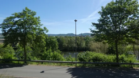 P1020567 - Grundstück kaufen in Saarburg - Top Lage- Baugrundstück mit herrlichem Saarblick in zentraler Lage von Saarburg 