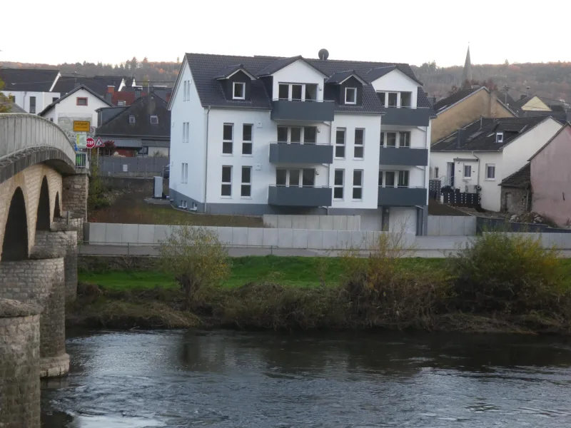 Ansicht 1 - Wohnung kaufen in Langsur - Modernes Wohnen mit herrlichem Blick auf die Sauer in Langsur - Nähe Wasserbillig