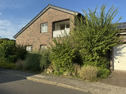 Hausansicht - Wohnung kaufen in Wesel - Moderne Eigentumswohnung mit Balkon in Wesel-Obrighoven