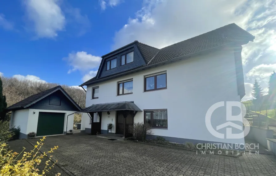 Top gepflegtes Einfamilienhaus in Ortsrandlage von Lindlar | immobilie1