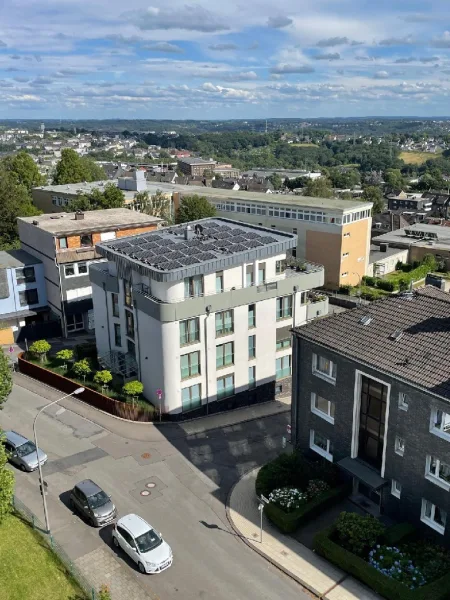 Außenansicht - Wohnung mieten in Remscheid - Innenstadt: Großzügige 3 Zimmerwohnung im Terrassenhaus für den gehobenen Anspruch!