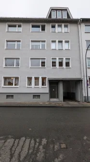 Frontansicht - Wohnung mieten in Wuppertal - Schöne 3-Zimmerwohnung in Wuppertal-Barmen mit Einbauküche