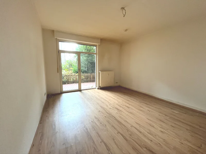 Wohnzimmer Bild 1 - Wohnung mieten in Wuppertal - Barrierefrei! 2-Zimmerwohnung (nur an Senioren mit Wohnberechtigungsschein)