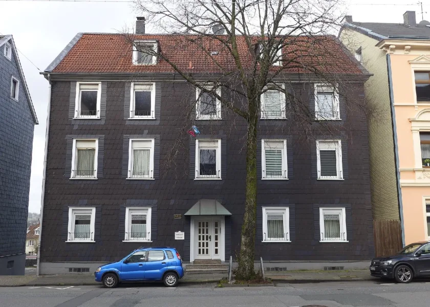  - Wohnung kaufen in Wuppertal - GROßE EIGENTUMSWOHNUNG IM ERDGESCHOSS MIT 2 STELLPLÄTZEN (8460)