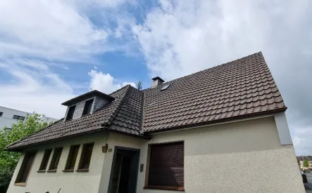  - Haus kaufen in Solingen - ANSPRECHENDES HAUS MIT ZWEI EINHEITEN IN ZENTRALER GUTER LAGE IN SOLINGEN - OHLIGS