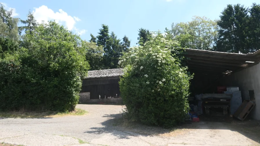  - Grundstück kaufen in Wermelskirchen - BAUGRUNDSTÜCK FÜR ETWA 8 FREISTEHENDE EINFAMILIENHÄUSER