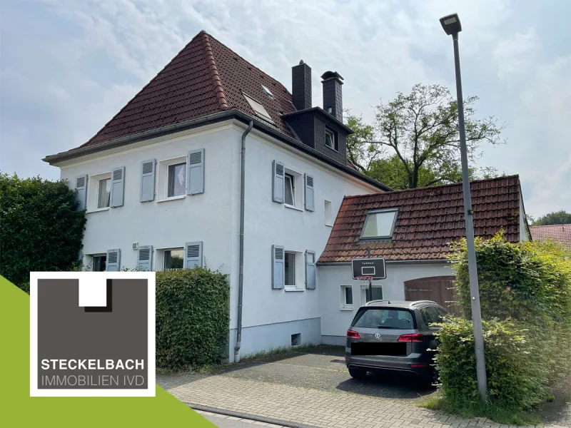 Ansicht Haus - Haus kaufen in Bergisch Gladbach - Charmantes, freistehendes Einfamilienhaus in Refrath