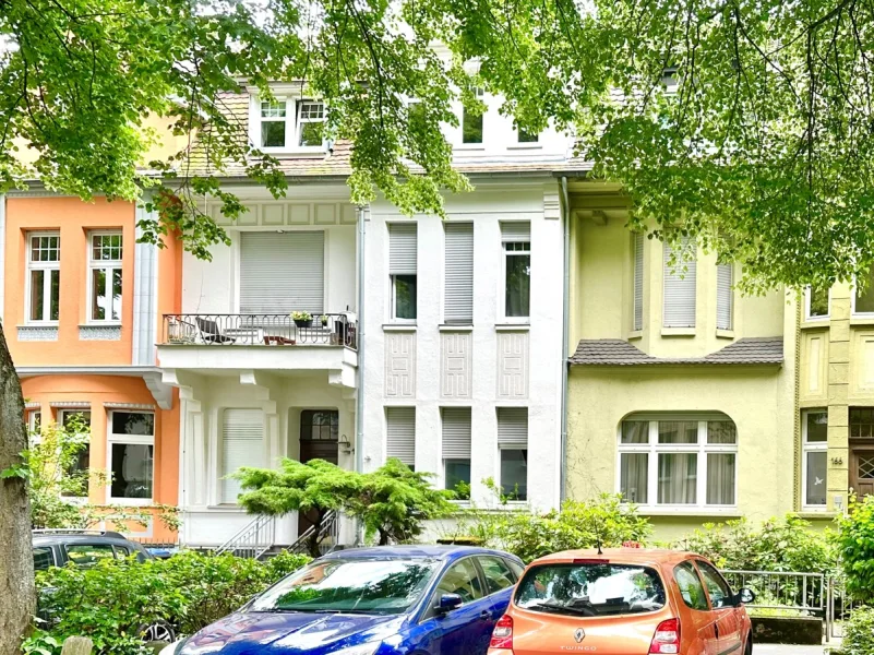 Ansicht - Wohnung kaufen in Bonn - Rarität mit Garten zur Eigennutzung oder Kapitalanlage!