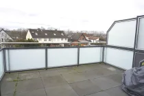 Dachterrasse mit Grünblick