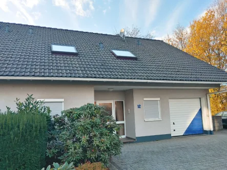 Ost-Ansicht - Haus kaufen in Elkenroth - Gemütliche Doppelhaushälfte