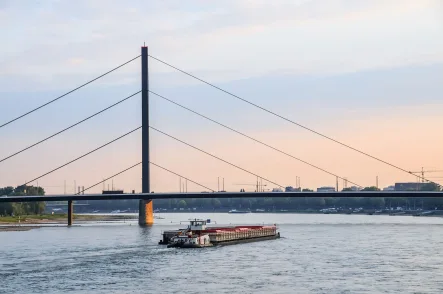 Lage, Lage, Lage - Büro/Praxis mieten in Düsseldorf - Lage, Lage, Lage