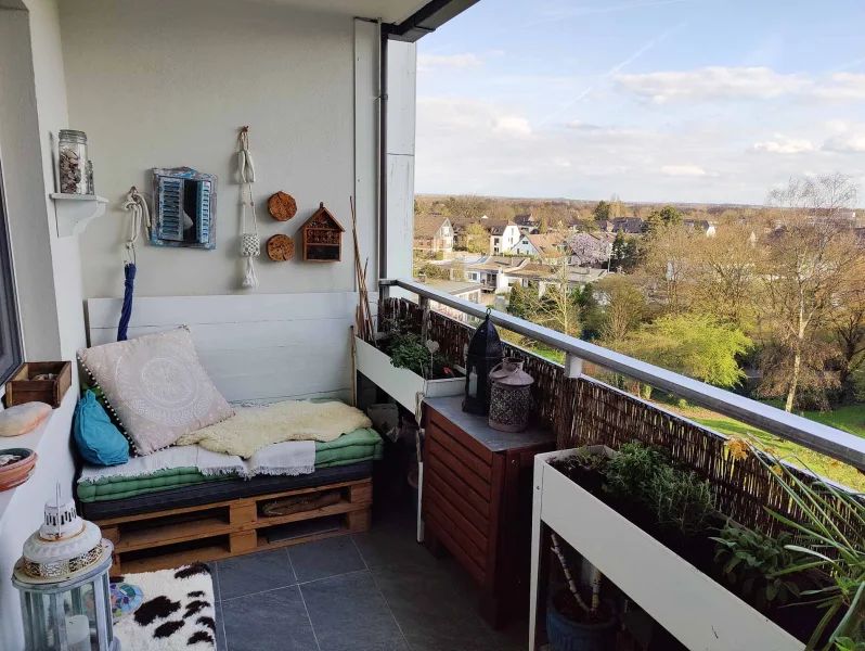 Balkon  - Wohnung kaufen in Erkrath - Vier Zimmer mit tollem Ausblick!