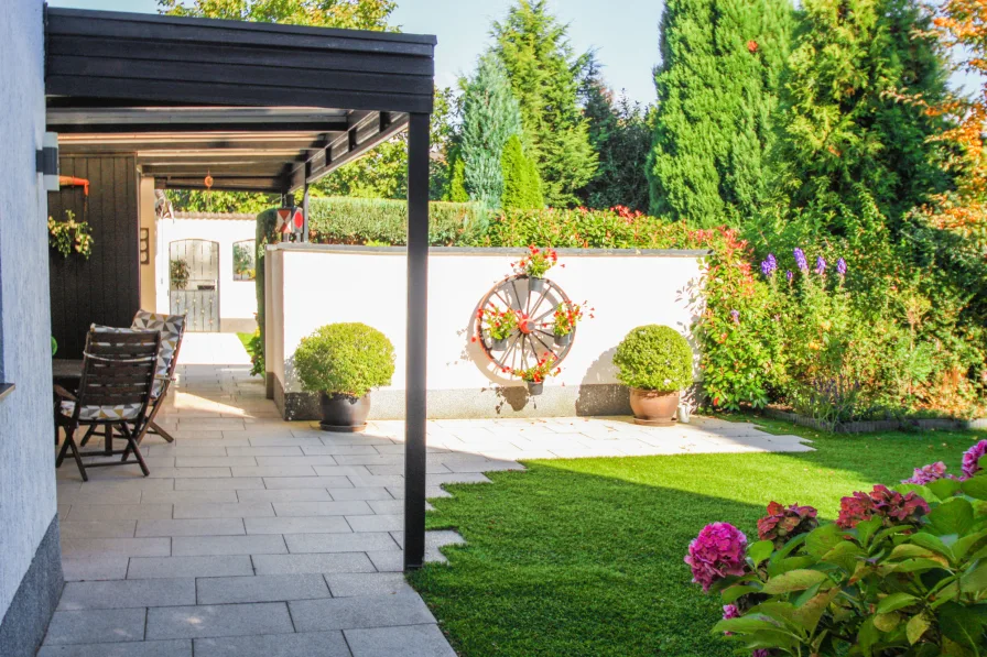 Garten - Haus kaufen in Düsseldorf - romantisch im Tannenhof