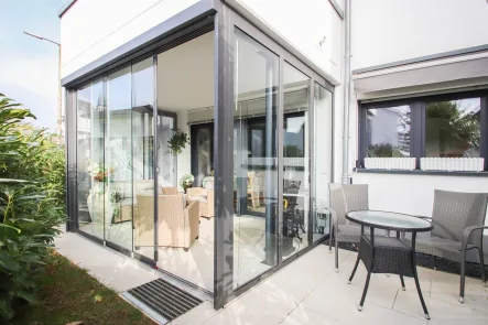 Für jede Jahreszeit - Wohnung kaufen in Langenfeld - Moderne Zwei-Zimmer mit Gartenterrasse