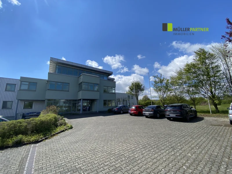 Ansicht - Büro/Praxis mieten in Eschweiler - 2 Büroetagen und 400 m² Lagerhalle im Eschweiler Gewerbegebiet mit gutem Autobahnanschluss