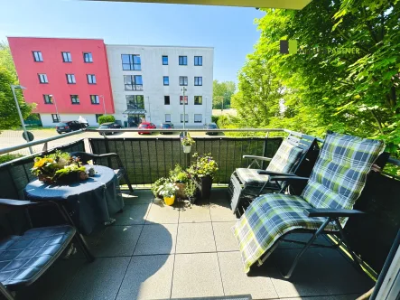 Balkon - Wohnung kaufen in Würselen - Moderne Eigentumswohnung mit Sicherer Mietgarantie und Pflegeanbindung in guter Lage von Würselen!