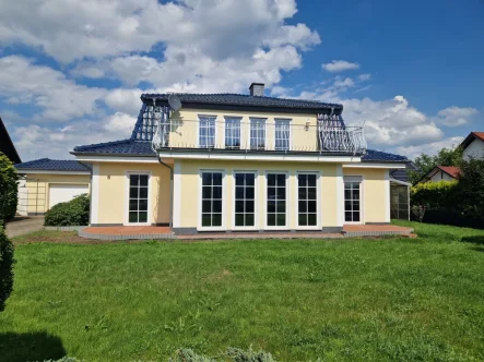 Vorderansicht - Haus kaufen in Herschbach - Gehobene Stadtvilla in begehrter Lage von Herschbach!