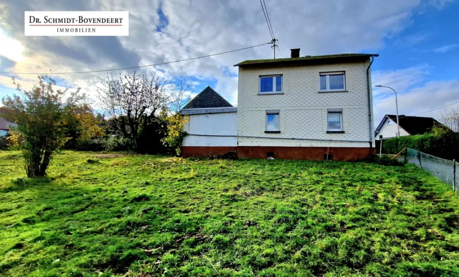  - Haus kaufen in Molsberg - Einfamilienhaus mit Bauland in 56414 Molsberg (VG Wallmerod) Nähe Montabaur!