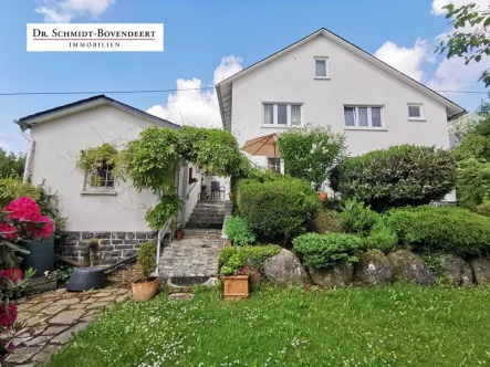  - Haus kaufen in Rennerod - Einfamilienhaus mit besonderem Flair und herrlicher Gartenanlage in 56477 Rennerod!