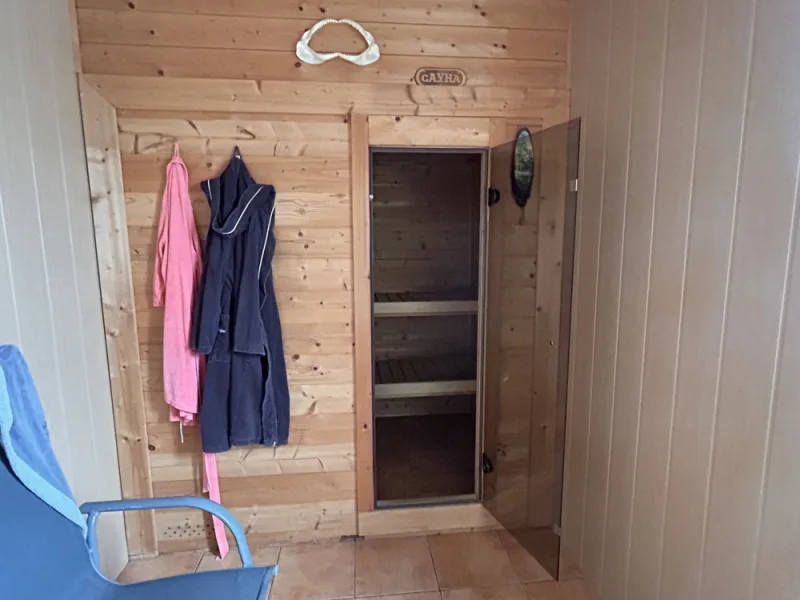 Sauna im Erdgeschoss