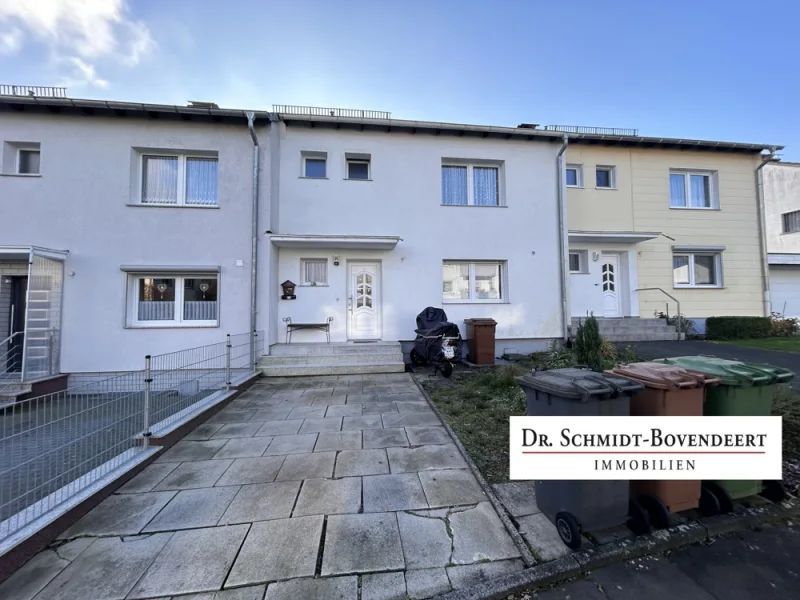 Logo - Haus kaufen in Rennerod - Vermietetes Reihenmittelhaus mit ansprechendem Grundriss und schönem Garten in Rennerod.