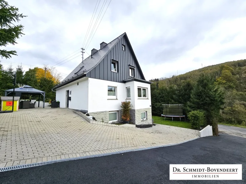  - Haus kaufen in Haiger / Offdilln - Familienfreundliches Einfamilienhaus in ruhiger Lage von Haiger/Offdilln! Mit Garten und Garage!