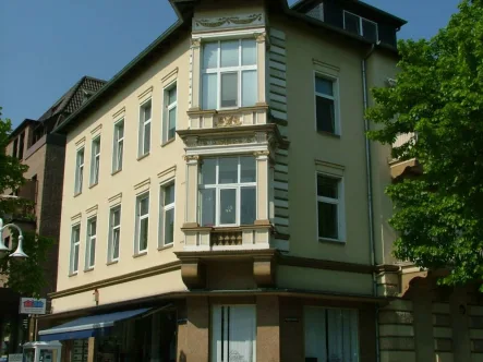 Außenansicht - Wohnung kaufen in Bad Oeynhausen - Dem Kurpark so nah! Kernsanierte Altbauwohnung!