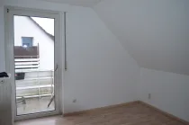 Schlafzimmer DG mit Zugang Balkon