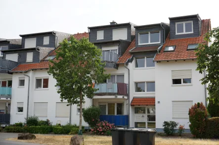Hauseingang II - Wohnung kaufen in Ludwigshafen-Ruchheim - 3,5 Zimmer Obergeschosswohnung mit Balkon in Ruchheim