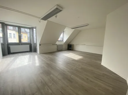  - Büro/Praxis mieten in Bielefeld - Altstadt - Renoviert - 2 Ebenen