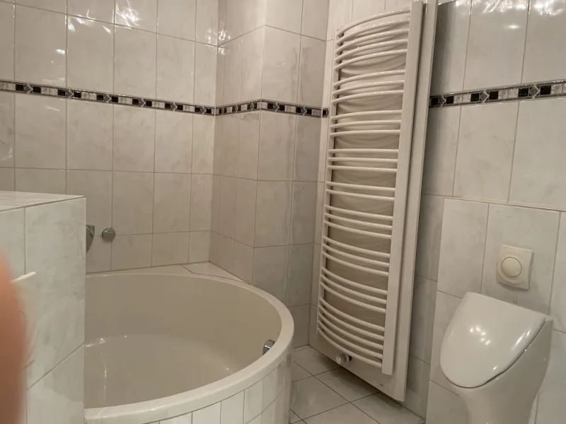 Extra große Wanne