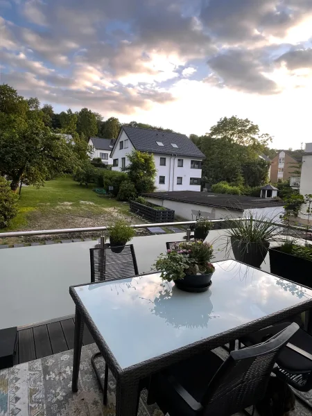 Balkon - Wohnung mieten in Bielefeld - Geräumige 3,5 Zimmer Maisonettewohnung mit Dachterasse