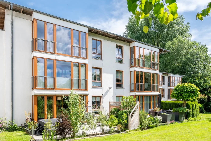 Ansicht 1 - Wohnung kaufen in Bielefeld - KEINE KÄUERPROVISION Sanierte Erdgeschosswohnung mit Tiefgarage im schönen Bielefeld Hillegossen
