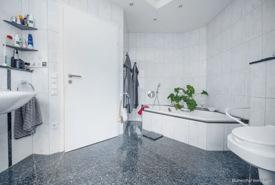 Badezimmer EG Wohnung