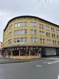 Hausansicht (1) - Wohnung mieten in Bochum - Citywohnung gegenüber vom Elisabeth-Hospital