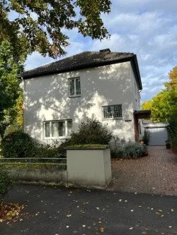 Bild1 - Haus kaufen in Bonn - Freistehendes, charmantes Einfamilienhaus