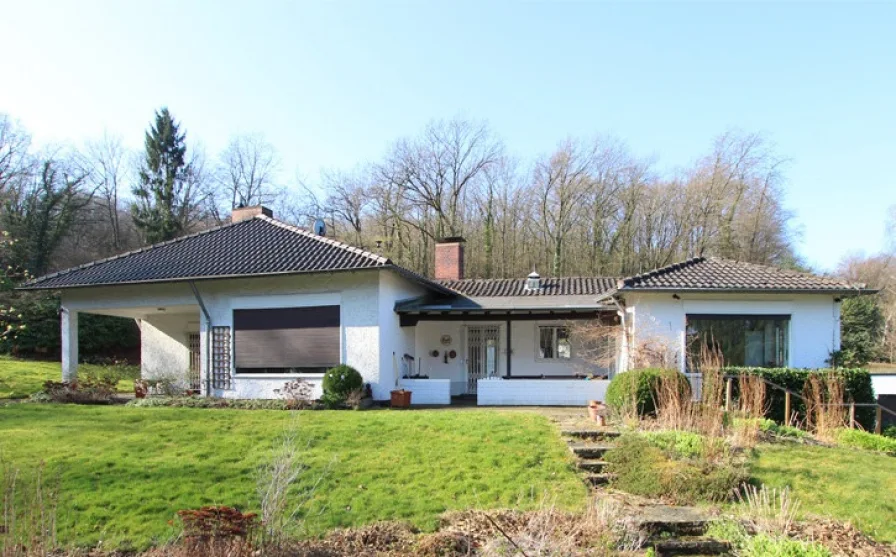 Haus+Garten - Haus kaufen in Königswinter / Thomasberg - Landhausvilla auf Parkgrundstück. (Inclusive 2er separat verkäuflicher Grundstücke à ca. 800 m²)