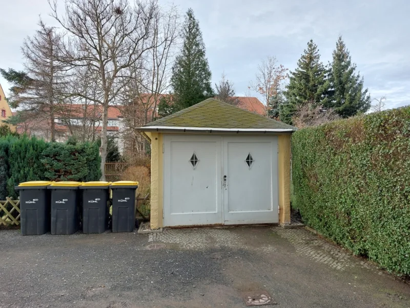 Garage Frontansicht