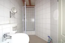 Badezimmer Einliegerwohnung (optional)