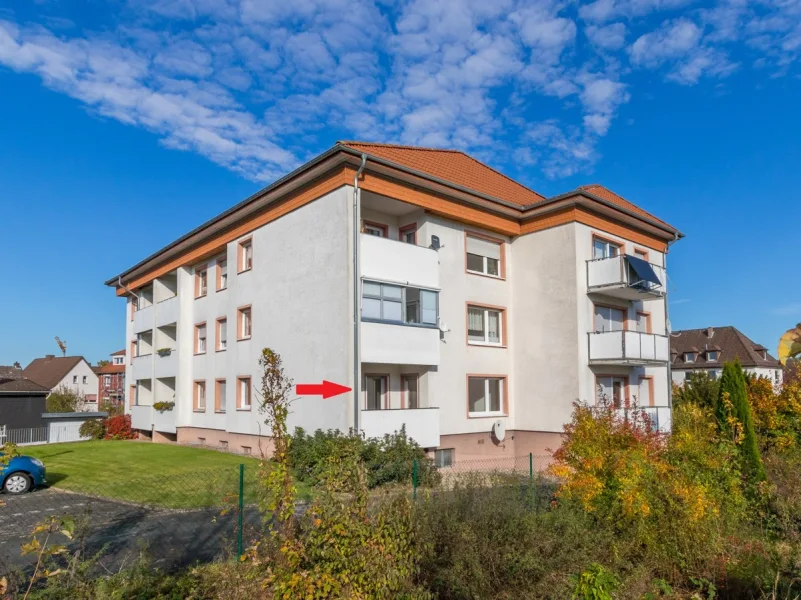 Außenansicht - Wohnung kaufen in Büren - KOMPLETT MODERNISIERTE ERDGESCHOSSWOHNUNG MIT LOGGIA (BALKON)