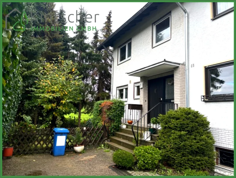 Hausfront - Haus kaufen in Leverkusen - Reihenendhaus mit Garten u. Garage in ruhiger und zentraler Lage von Leverkusen Lützenkirchen