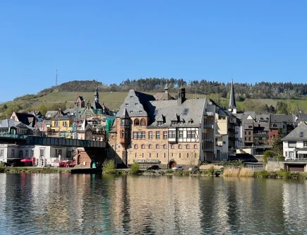 Hauptansicht - Wohnung kaufen in Traben-Trarbach - Eigentumswohnung direkt am Moselufer - Nr. 4