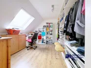 Ankleidezimmer DG